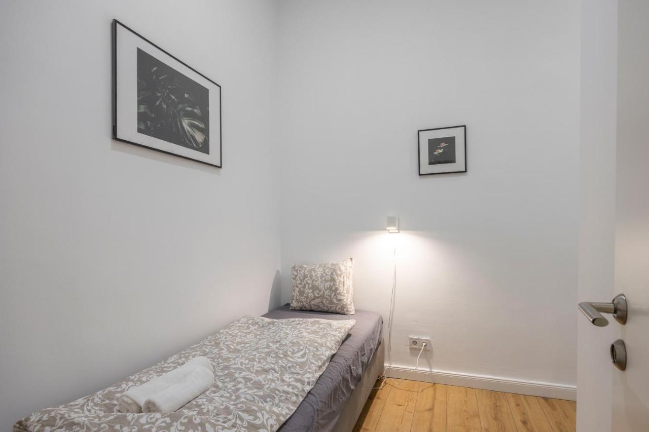 Central Grand Apartment With 5Bedrm 2Bathroom Budapeste Exterior foto
