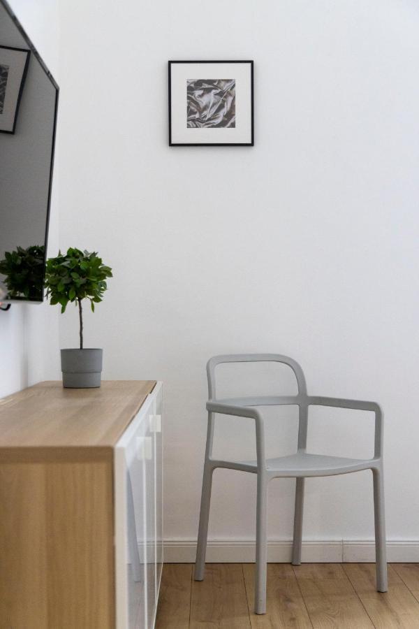 Central Grand Apartment With 5Bedrm 2Bathroom Budapeste Exterior foto
